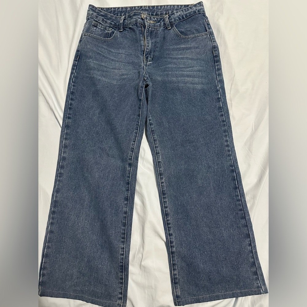 Baggy medium wash jeans